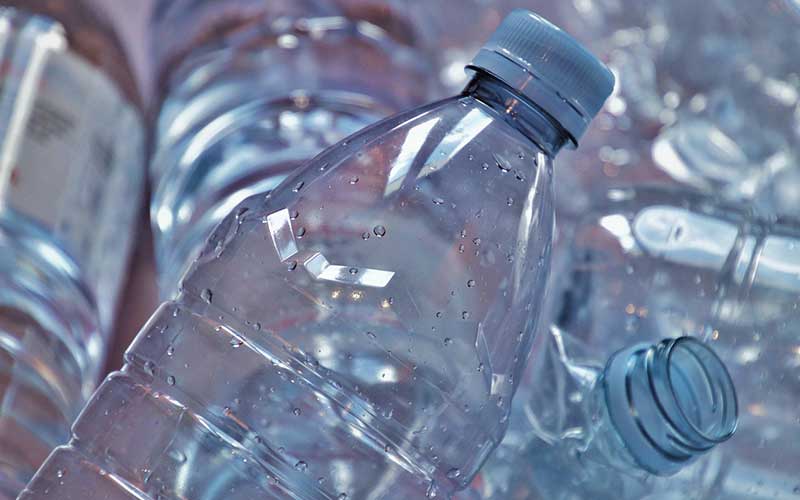 Trapped Water in Plastic Water Bottles Is a Very Real Problem